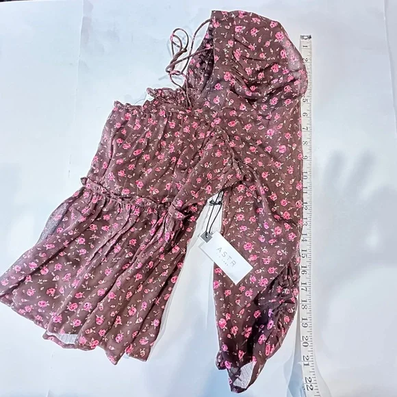 ASTR The Label Floral Print Smocked Babydoll Top‎ - Size XL - NEW With Tags. - Picture 15 of 16